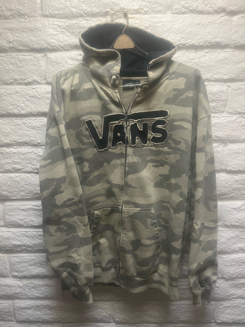 Vans Men's Camo Zip-Up Hoodie - Beige & Gray
